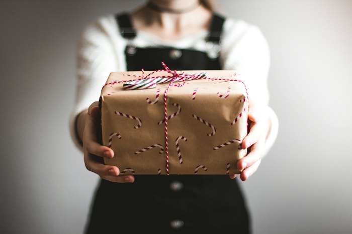 Gifts & Return Gifts